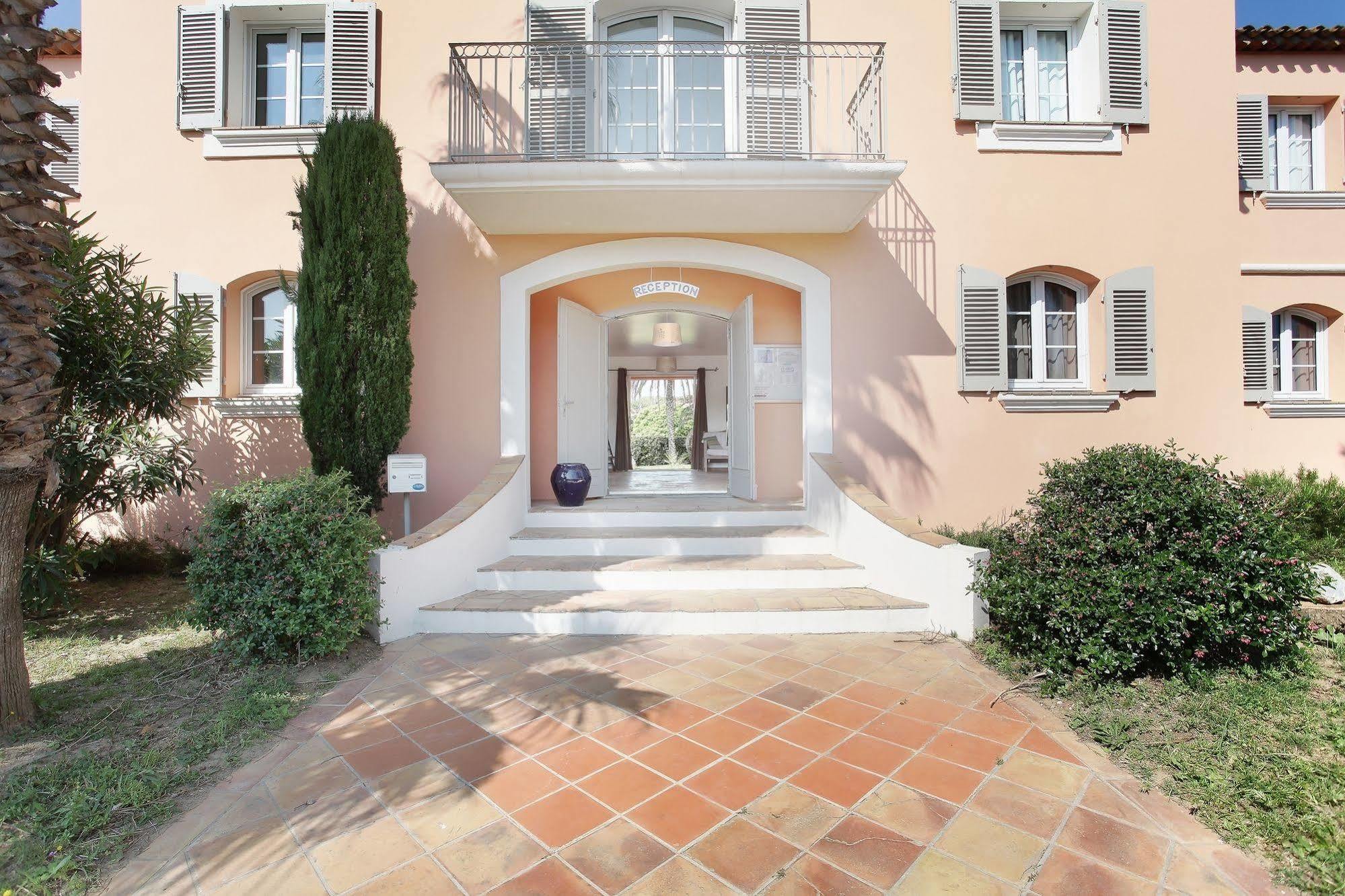 Residence Odalys La Palmeraie Grimaud Buitenkant foto