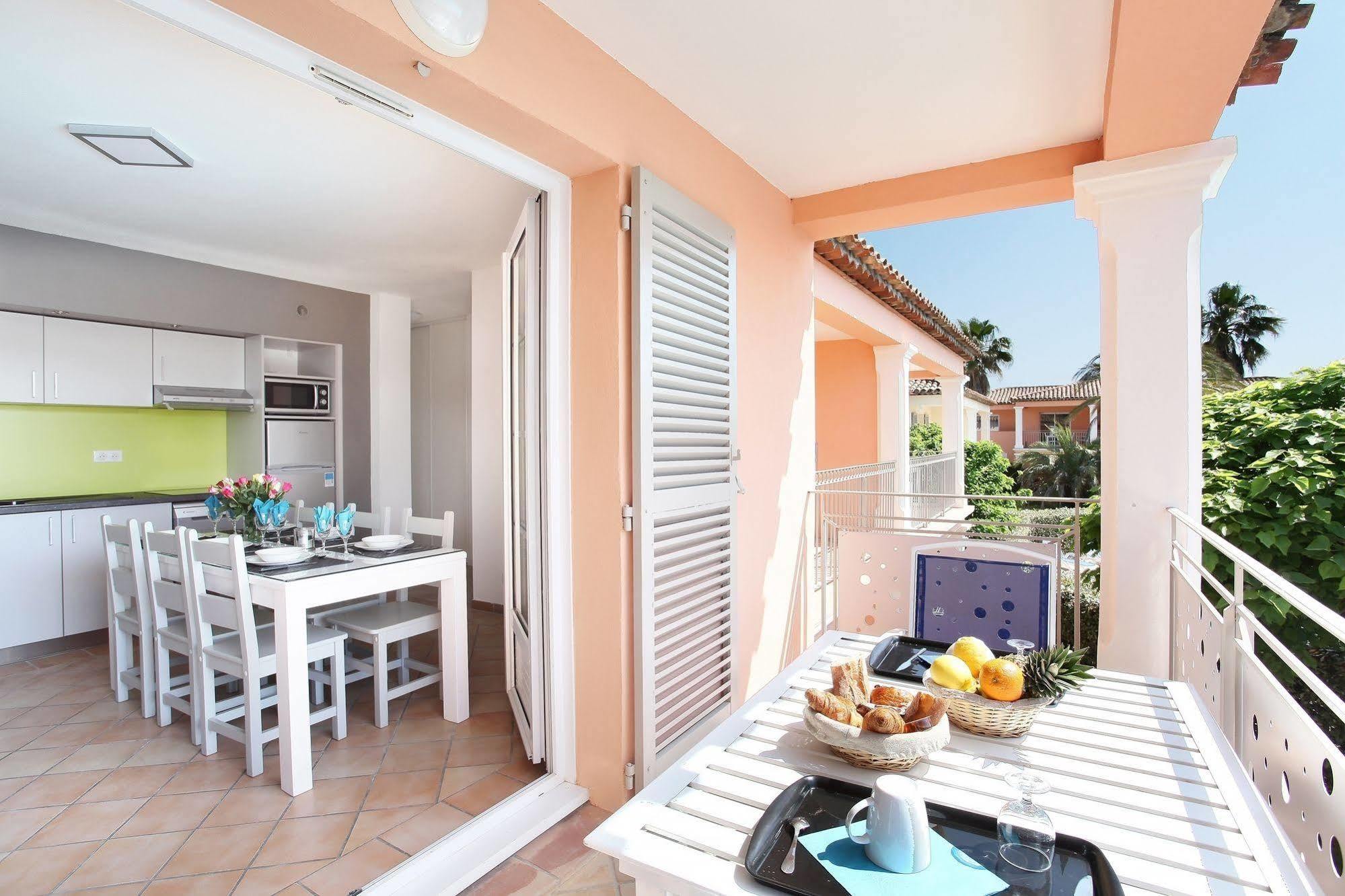 Residence Odalys La Palmeraie Grimaud Buitenkant foto